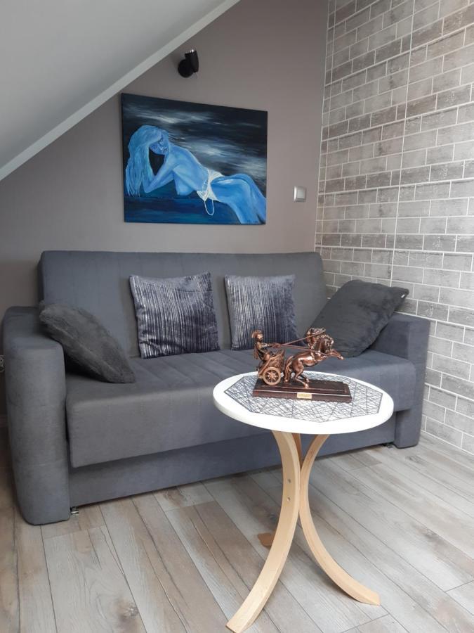 Maly Apartamencik Teo ريفال المظهر الخارجي الصورة