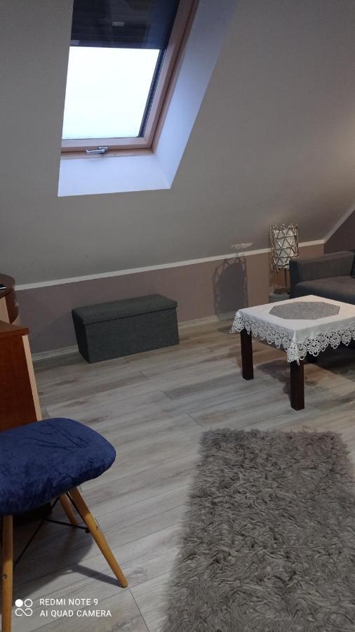 Maly Apartamencik Teo ريفال المظهر الخارجي الصورة